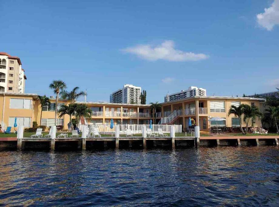 Aloha Apartments On The Intracoastal-Walk To The Beach Помпано Бич Экстерьер фото